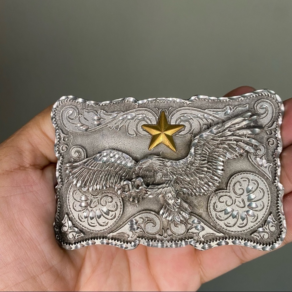 𝅺ejc Legends West Vintage Belt Buckle 00’